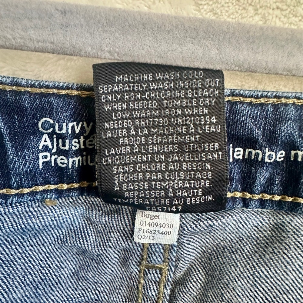 Mossimo Premium Denim Curvy Skinny Jeans Dark Wash Blue Stretch Womens 12R - Picture 4 of 4